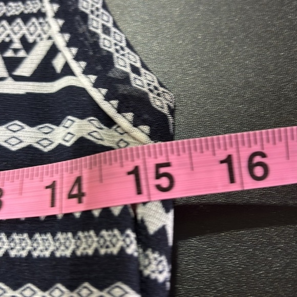 Karen Kane Hi Lo sleeveless, scoopneck,stretchy patterned,sheer,lined - Picture 10 of 15